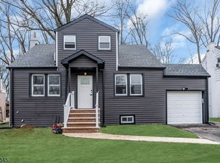 408 Jouet St, Roselle, NJ 07203