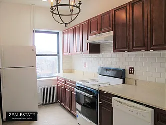 Rented by ZealEstate Group Inc