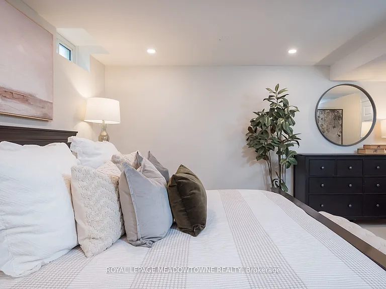 830 Merritt Dr #MAIN — Photo 37