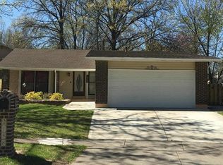 2188 Butterfield Ct, Maryland Heights, MO