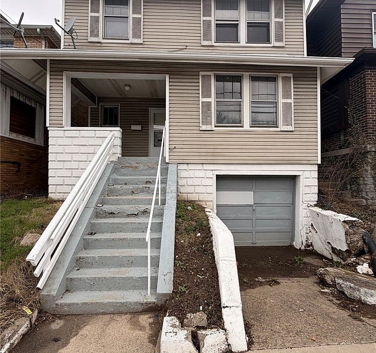 1st image of 1725 Laketon Rd