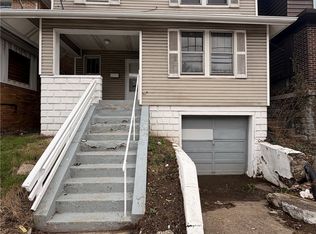 1725 Laketon Rd, Pittsburgh, PA 15221