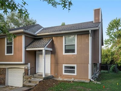 7526 Monrovia St, Lenexa, KS, 66216