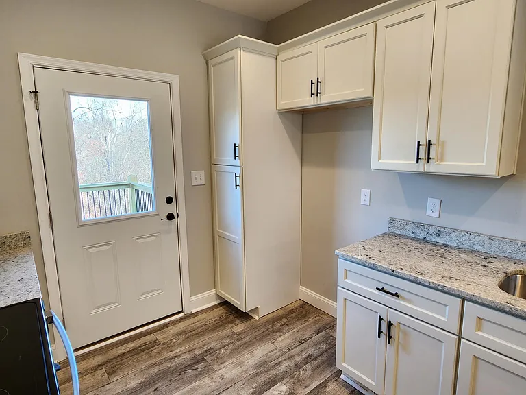 3008 Hill St #307 — Photo 8