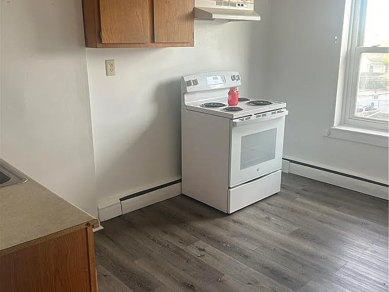 112 Coplay St #2 — Photo 6