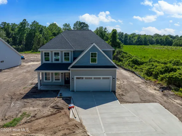 350 Hardison Road, Holly Ridge, NC 28445