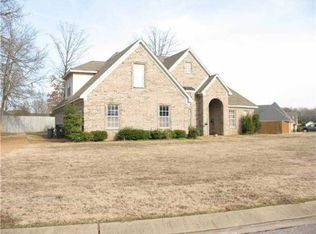 40 Austin Cir, Oakland, TN 38060