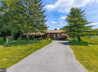 1642 Zarker Rd, Lancaster, PA 17601