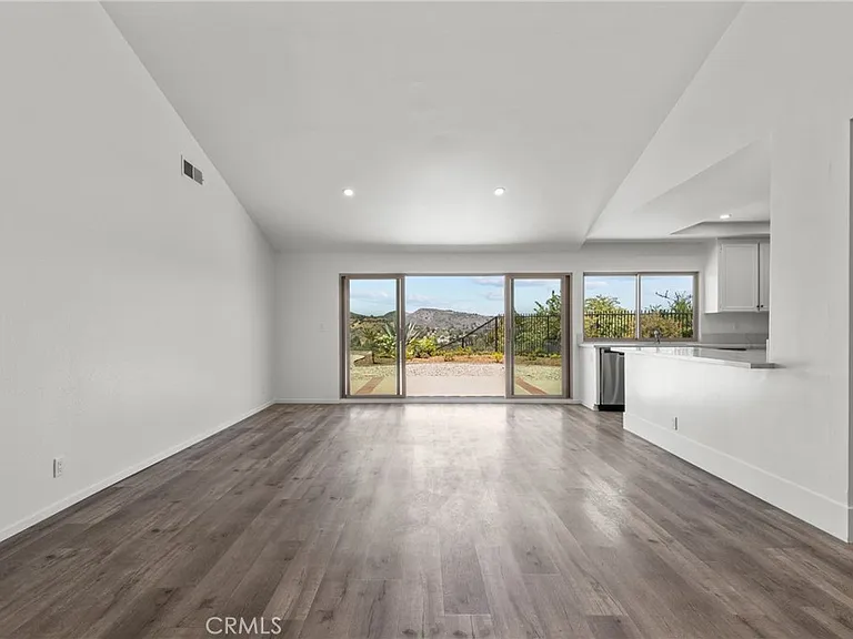 2181 Hillsbury Rd — Photo 6