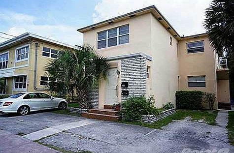 1st image of 820 W 40th St #1