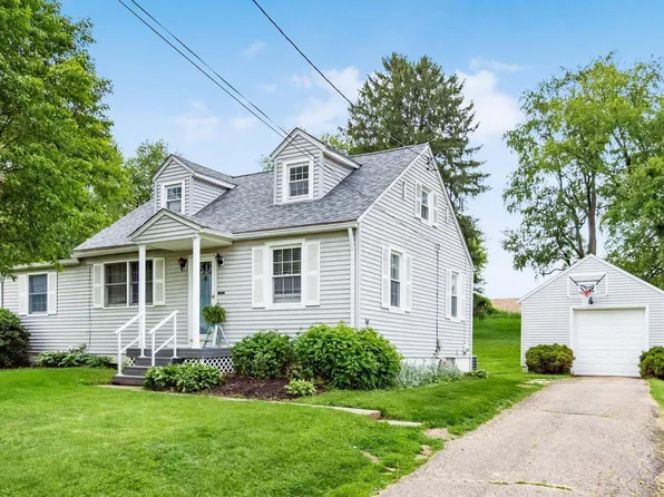 442 Garden Ave, Newark, OH 43055