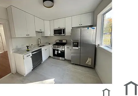 921 48th St NE — Photo 13