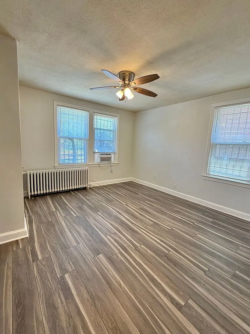 417 Newcomb Street — Photo 3