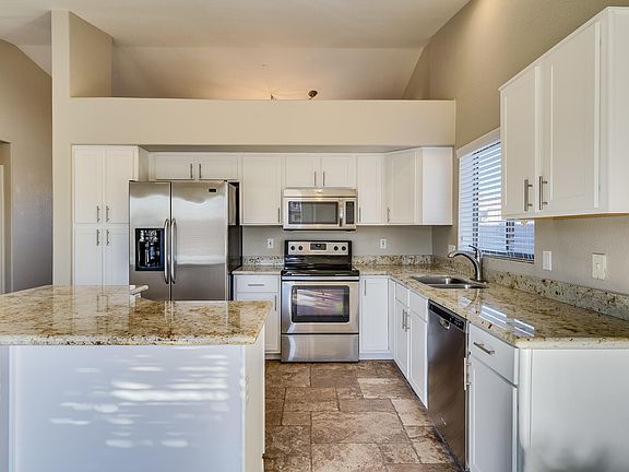 4th image of 10747 W Sands Dr