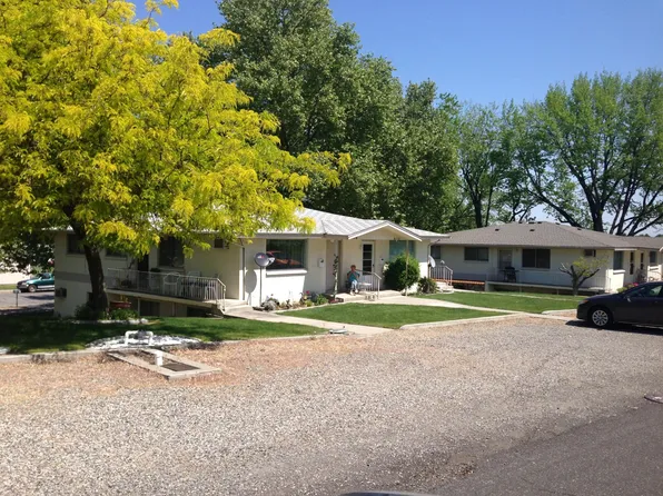 1702 W 7th Pl #B, Kennewick, WA 99336