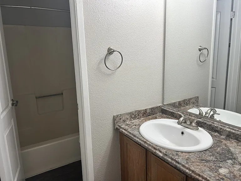 Arbors of Boerne Apartments — Photo 14