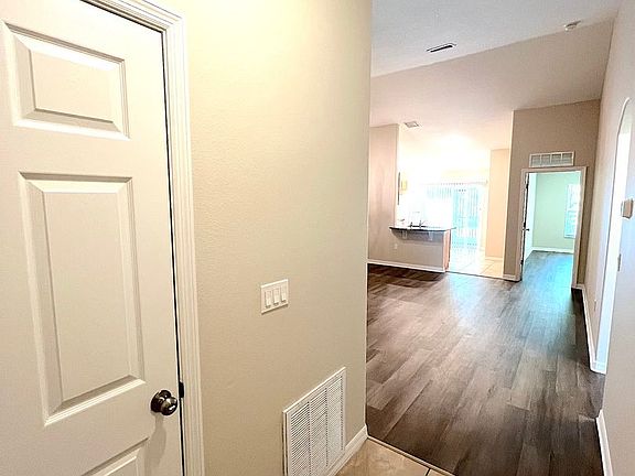 4th image of 59 Pine Haven Dr Unit B