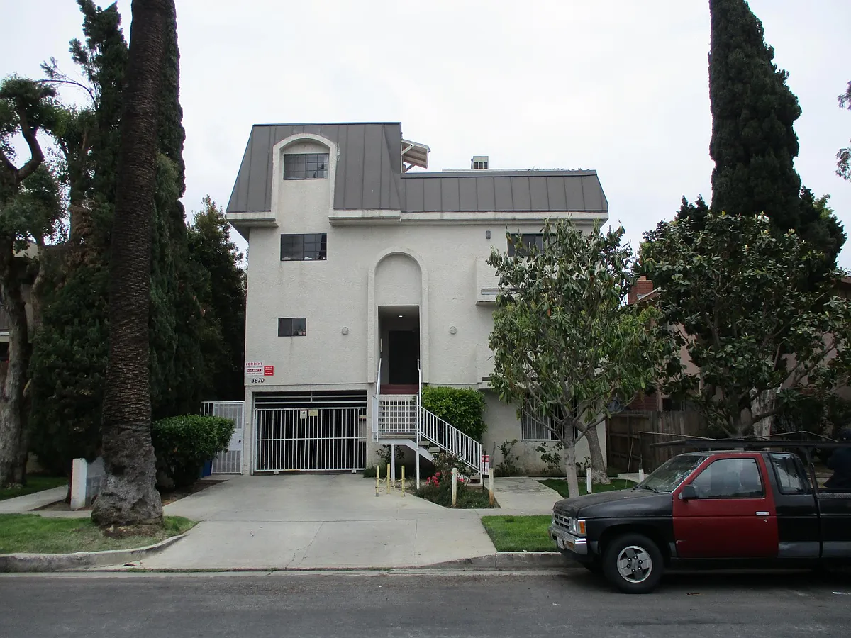 Building Photo - 3670 Midvale Ave