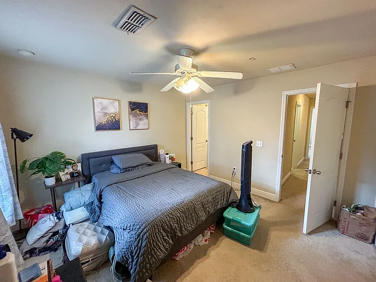2980 SW 35th Pl #99 — Photo 16