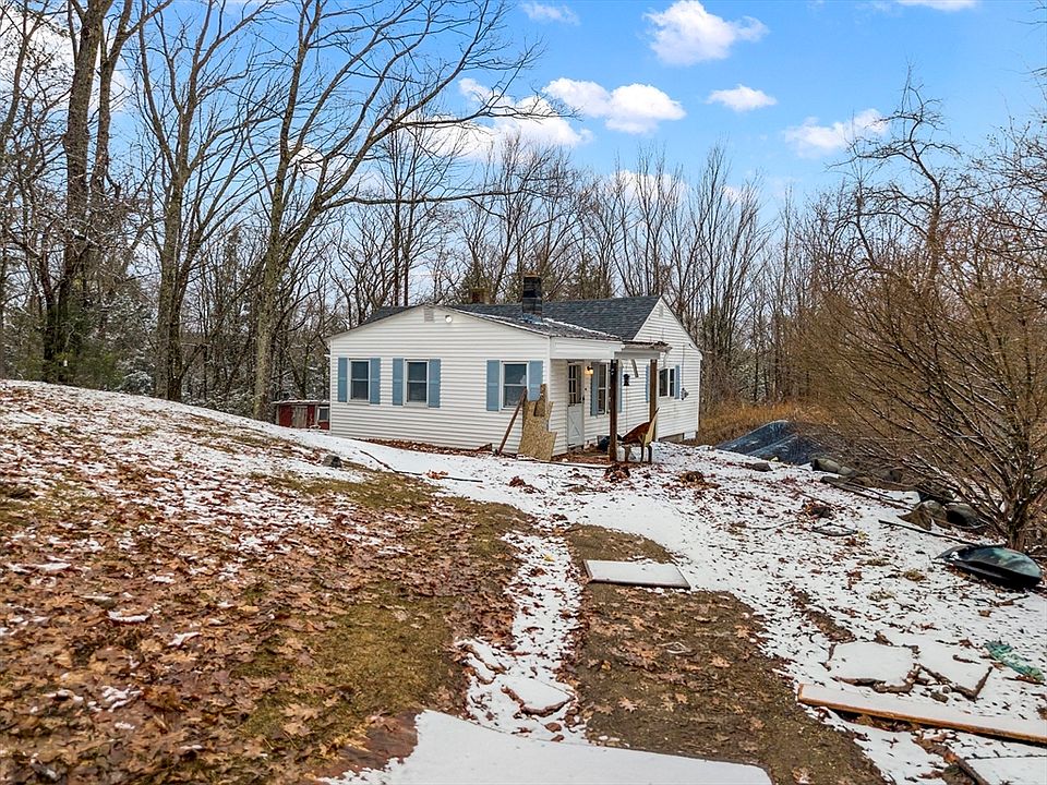 1st image of 145 Baldwinville Rd