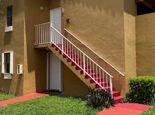 15650 SW 80th St #F-204, Miami, FL 33193