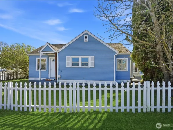 9910 272nd Street NW, Stanwood, WA 98292