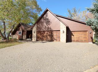 12759 Diamond Ct, Apple Valley, MN 55124