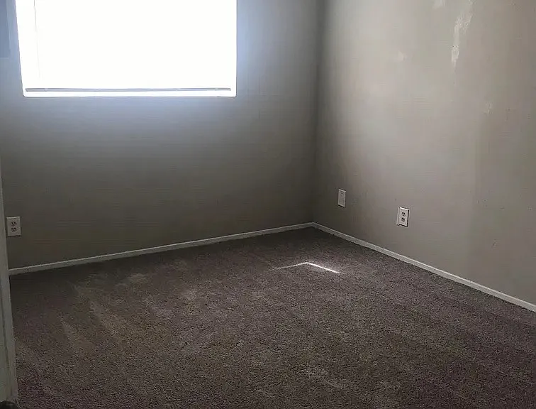 112 Green Point Dr #2 — Photo 7