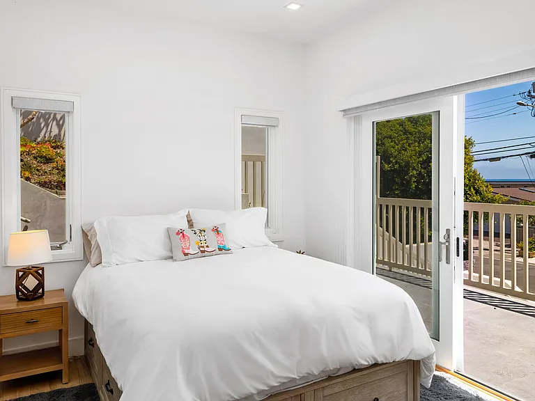 25157 Malibu Rd — Photo 33