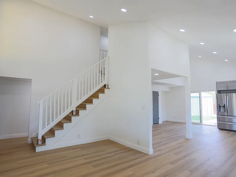 3330 Claudia Dr — Photo 17