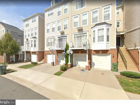 13618 Venturi Ln, Herndon, VA 20171