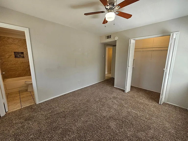 2906 Candlewick Ln — Photo 15