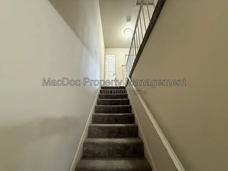 14611 Earlham Ct — Photo 15