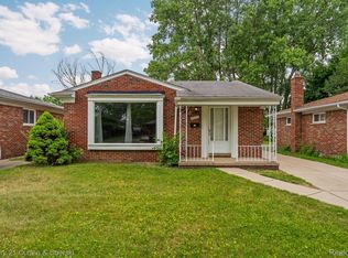 9077 Riverview Ave, Redford, MI 48239