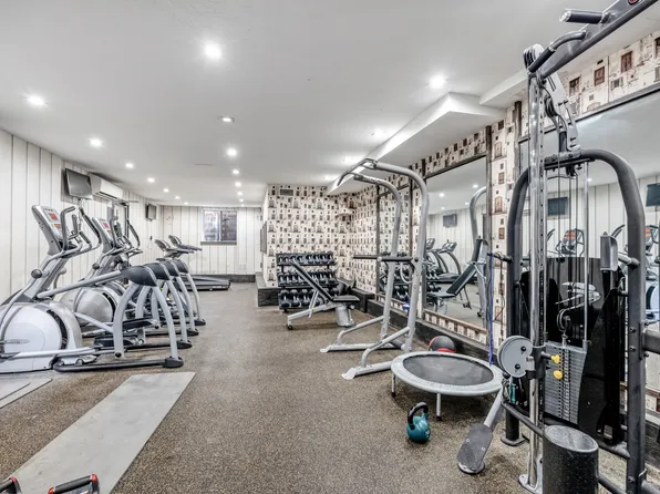 20 Starr Street image 23 of 27