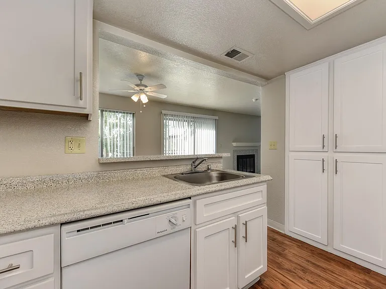 Lakeview Village — Photo 37