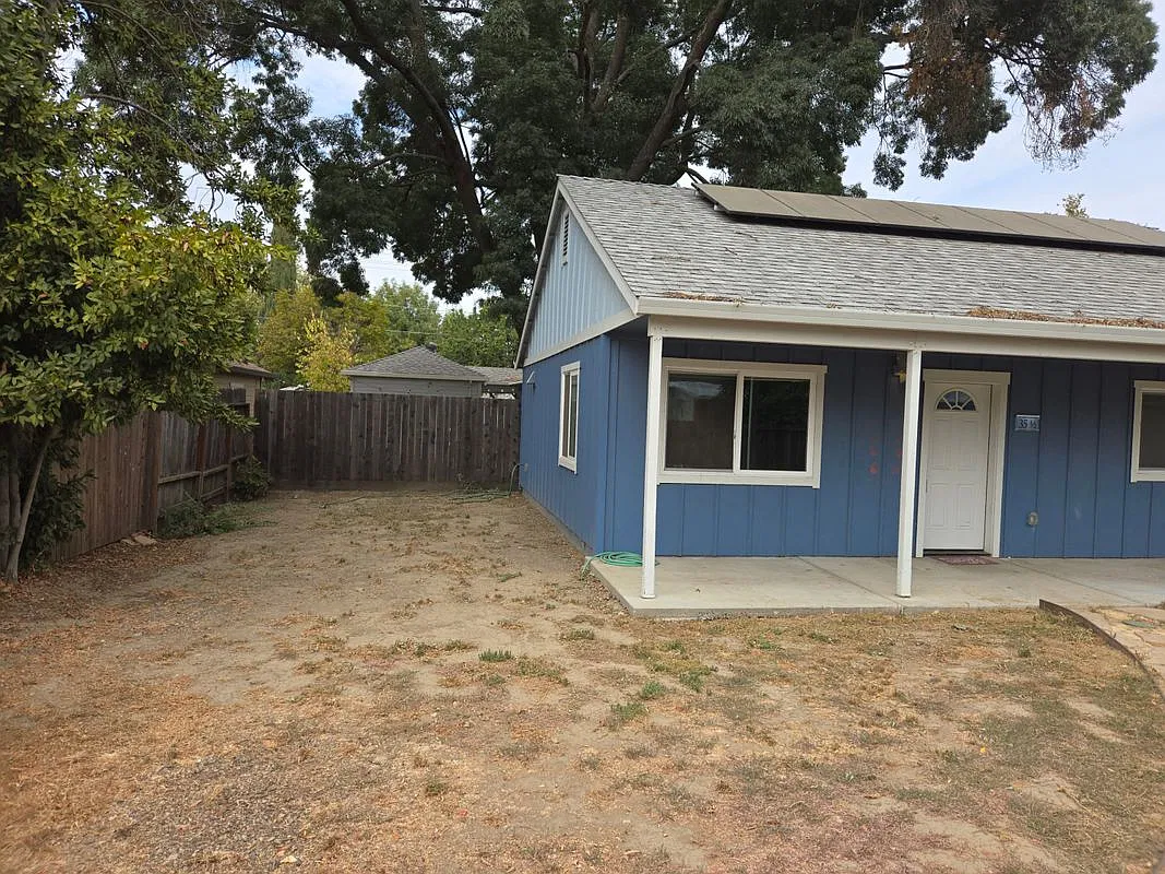 2 bed, 1.0 bath, 749 sqft, $2,175 — Photo 3