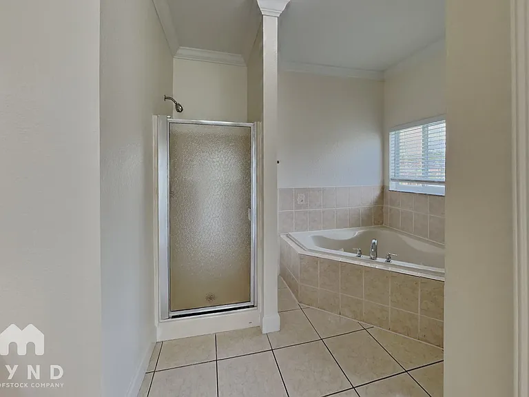101 Talavera Ln — Photo 8