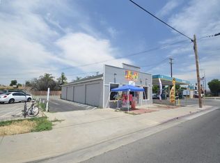 1226 E Houston Ave, Visalia, CA 93292