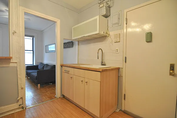 Rented by Nest Seekers International | media 11