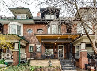 88 Grace St, Toronto, ON M6J 2S2