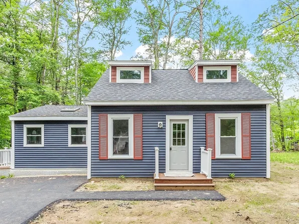 82 Old Boston Tpke, Hubbardston, MA 01452