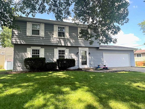 2nd image of 1814 Kenilworth Dr