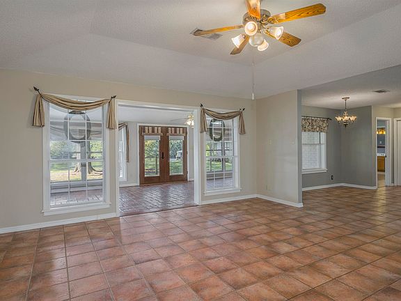 3rd image of 7233 Northlake Rd