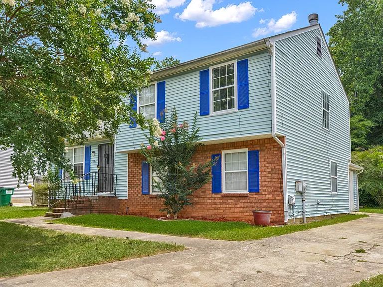 5626 Pine Gate Dr — Photo 35
