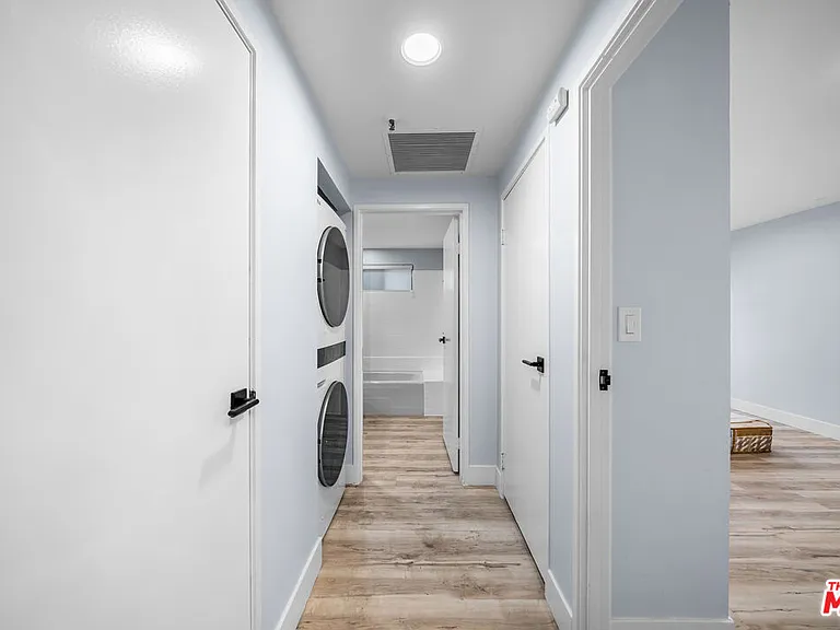 727 S Ardmore Ave #108 — Photo 11