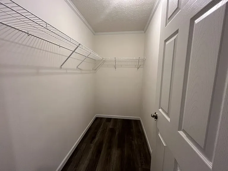10 Coachlight Ct #63 — Photo 15