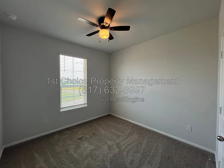 912 Rothville Ln — Photo 52