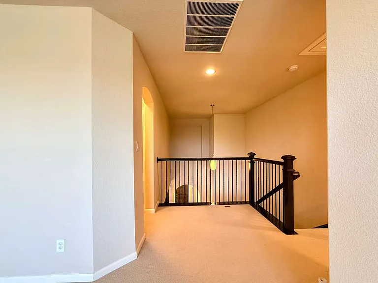 6704 Castillo St — Photo 40