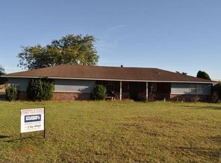 4860 Cedardale Rd, Woodward, OK 73801